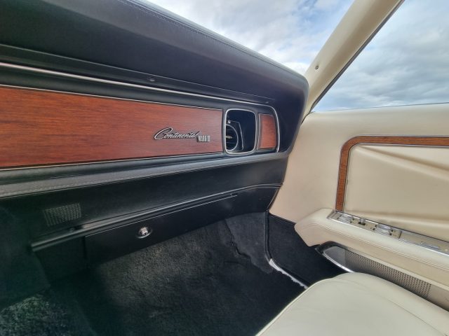 1971 Lincoln Continental Mark III — zdjęcie 47