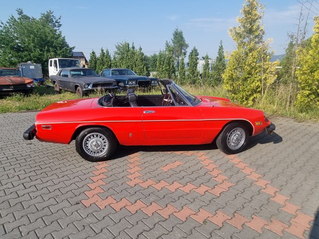 1975 Alfa Romeo Spider 2.0 — zdjęcie 10