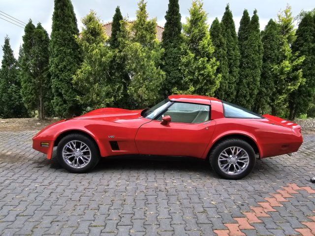 1980 Corvette C3 - Nowy silnik 450 KM