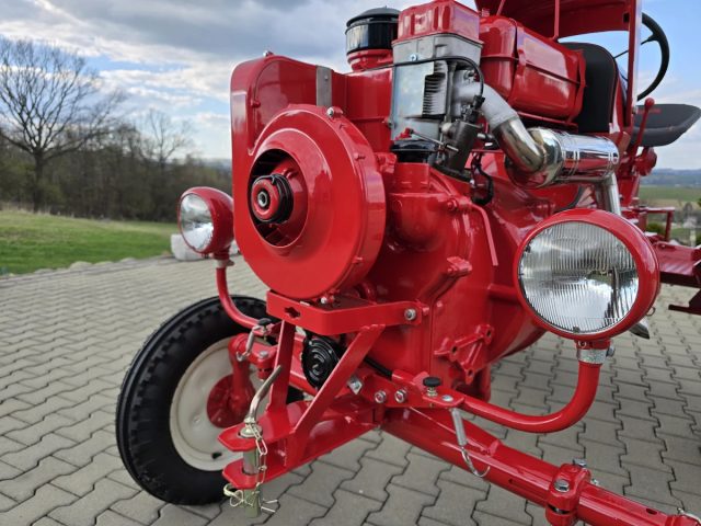 1957 Traktor Porsche P111 — zdjęcie 21