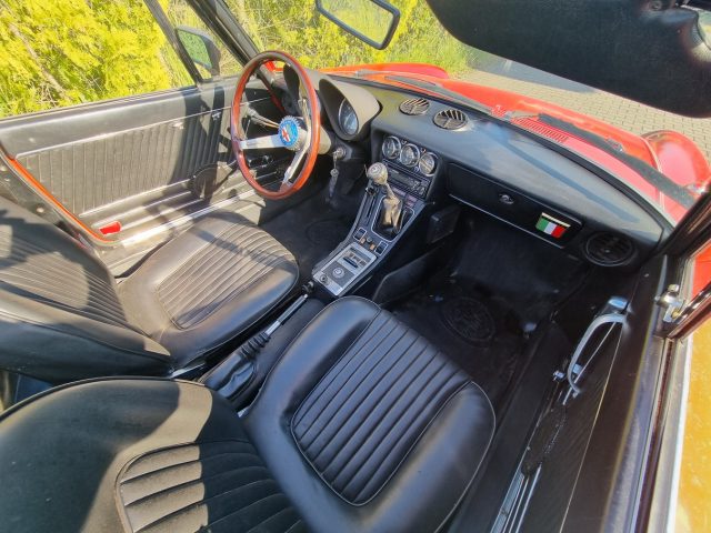 1975 Alfa Romeo Spider 2.0 — zdjęcie 17