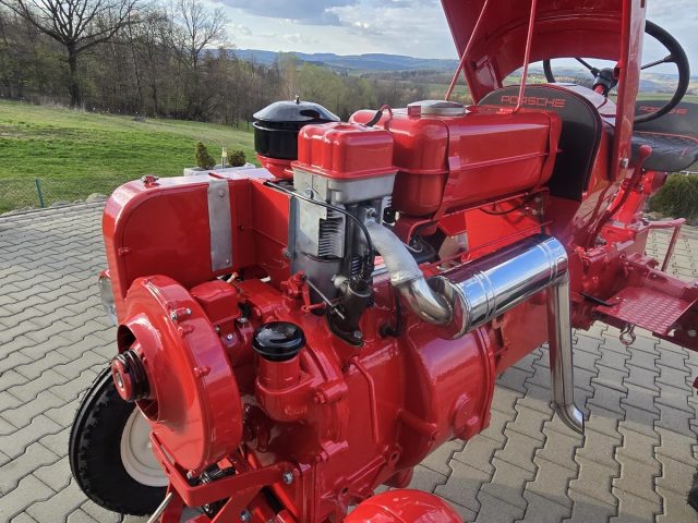 1957 Traktor Porsche P111 — zdjęcie 41