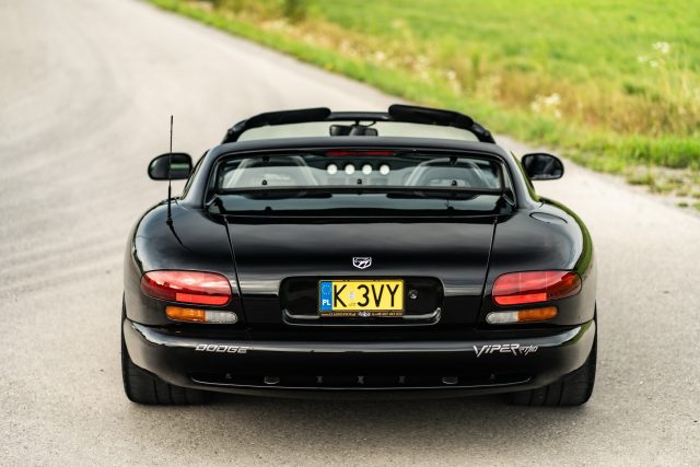 Dodge Viper R/T 10 — zdjęcie 32