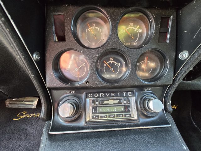 1972 Chevrolet Corvette C3 — zdjęcie 10