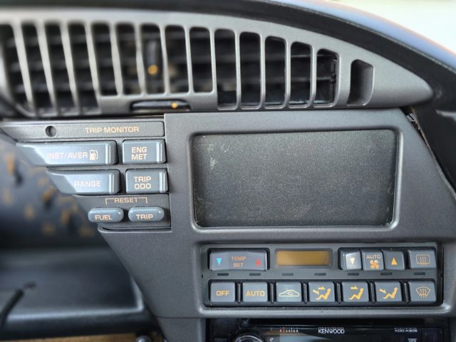 1990 Corvette C4 z pakietem Z51 -6 biegowa skrzynia ! — zdjęcie 46