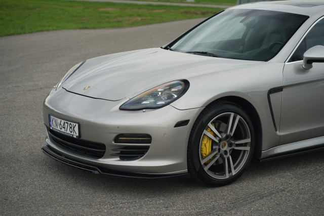 Porsche Panamera 4.8 V8 — zdjęcie 11