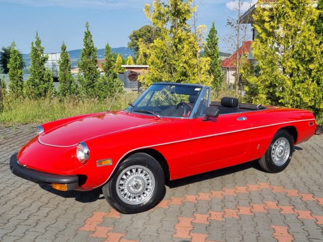 1975 Alfa Romeo Spider 2.0 — zdjęcie 5