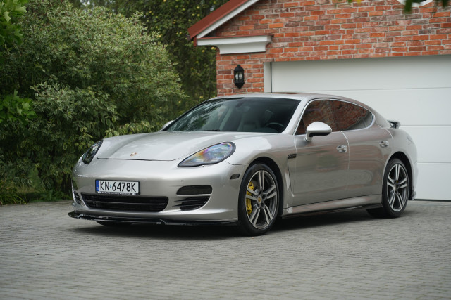 Porsche Panamera 4.8 V8 — zdjęcie 2