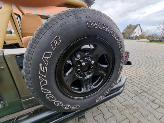 1988 JEEP WRANGLER SAHARA 4x4 — zdjęcie 18
