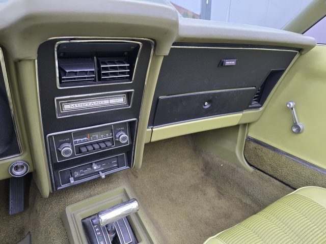 1973 Ford Mustang Cabrio -V8 — zdjęcie 33