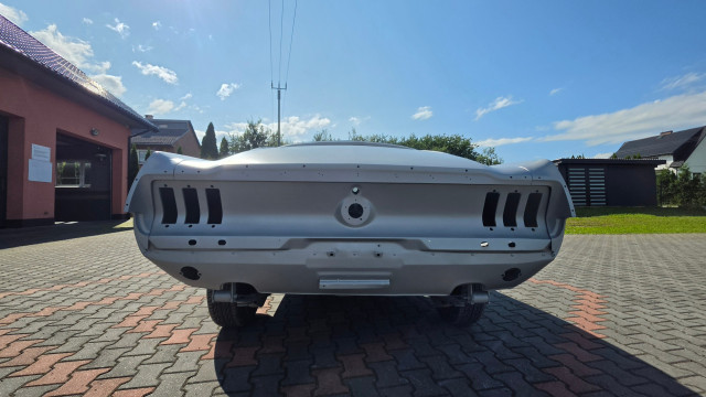 1968 Ford Mustang Fastback V8 — zdjęcie 18